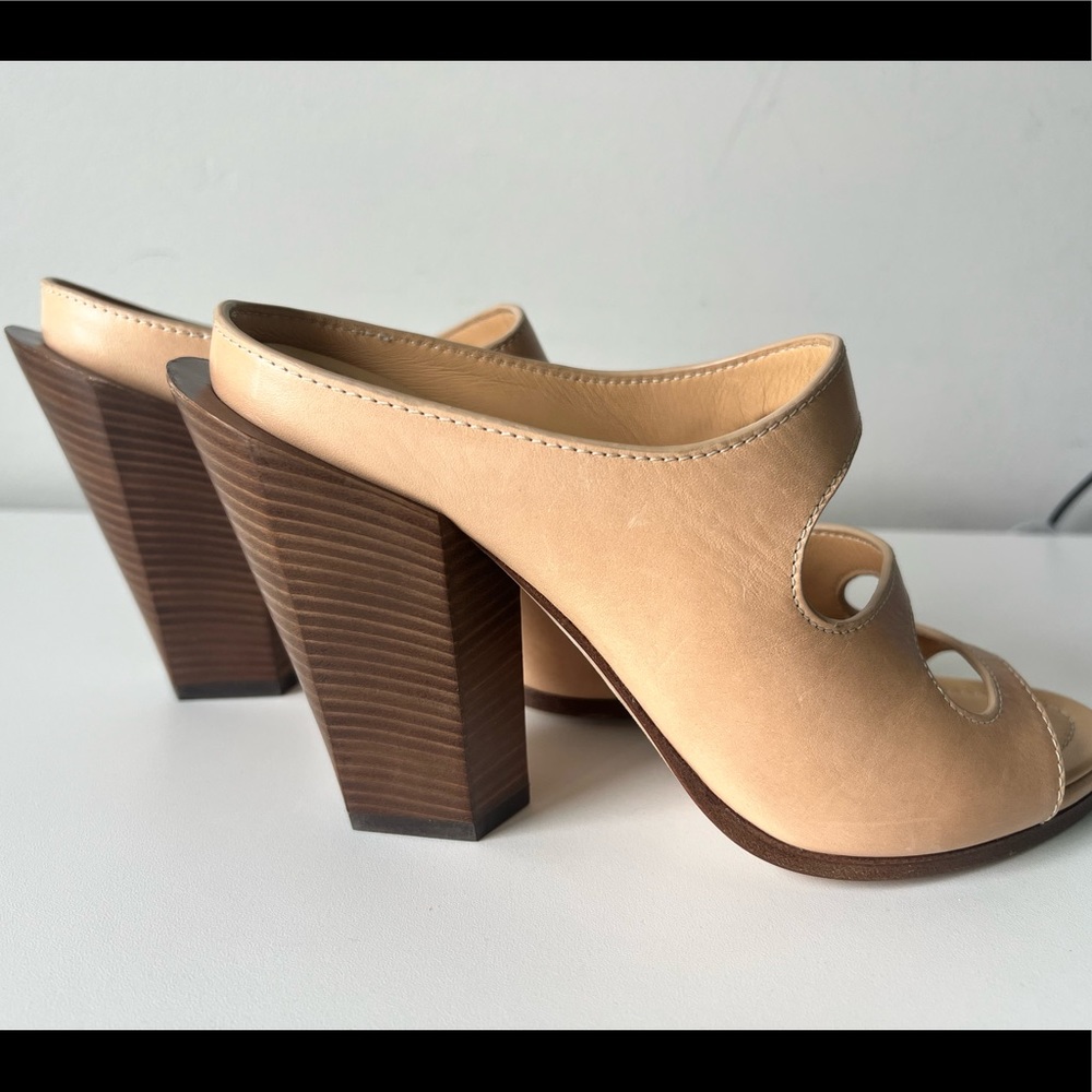 Burberry Cut-out Detail Leather Mules - Picture 8 of 14